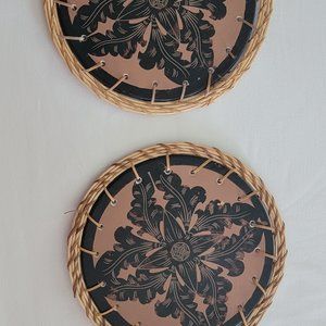 2 Tradewind Bay Ceramic Tile Trivet Round 8X8 Wicker woven around edges